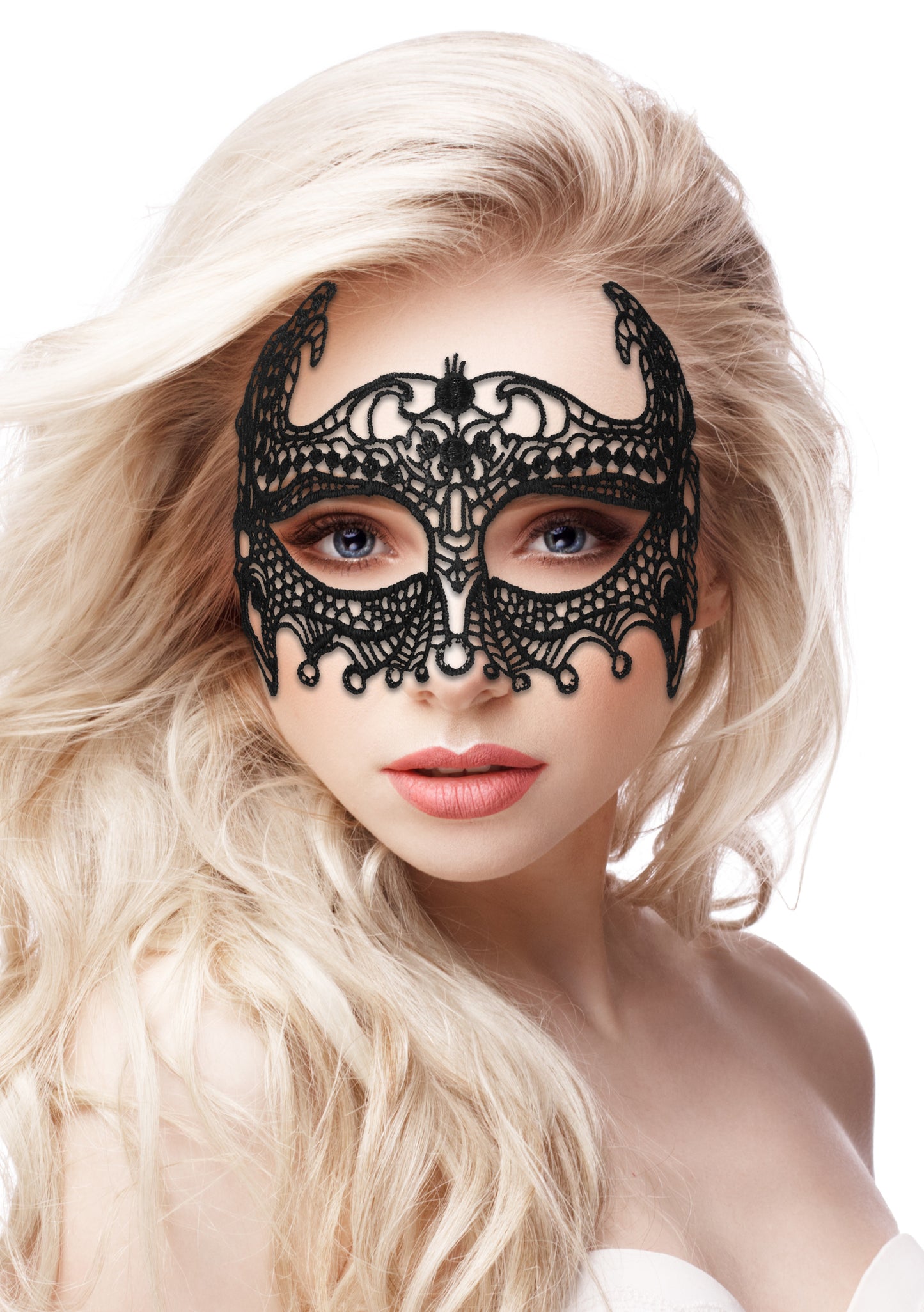 Masque en dentelle noir
