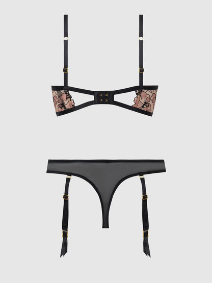 Ensemble soutien-gorge en dentelle et string porte-jarretelles NOVA